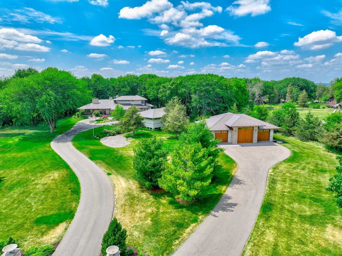 House in Hudson, Wisconsin, United States 2 - 18564105