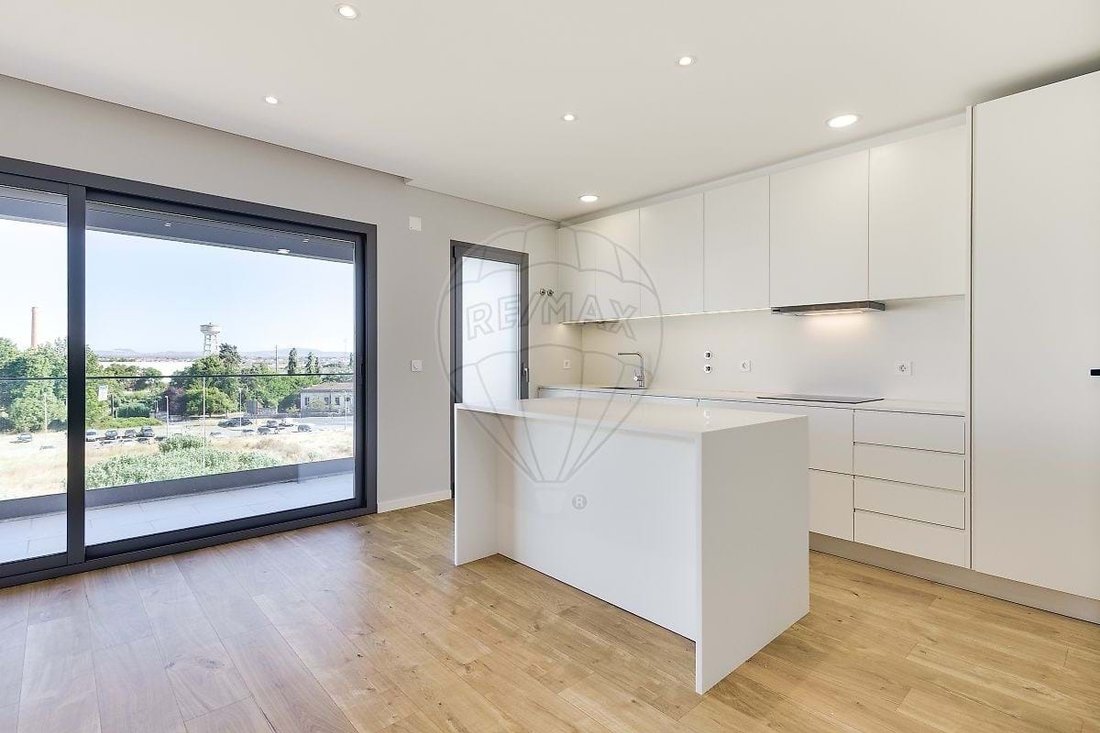 Apartment in Montijo e Afonsoeiro, Setubal, Portugal 2 - 18566114