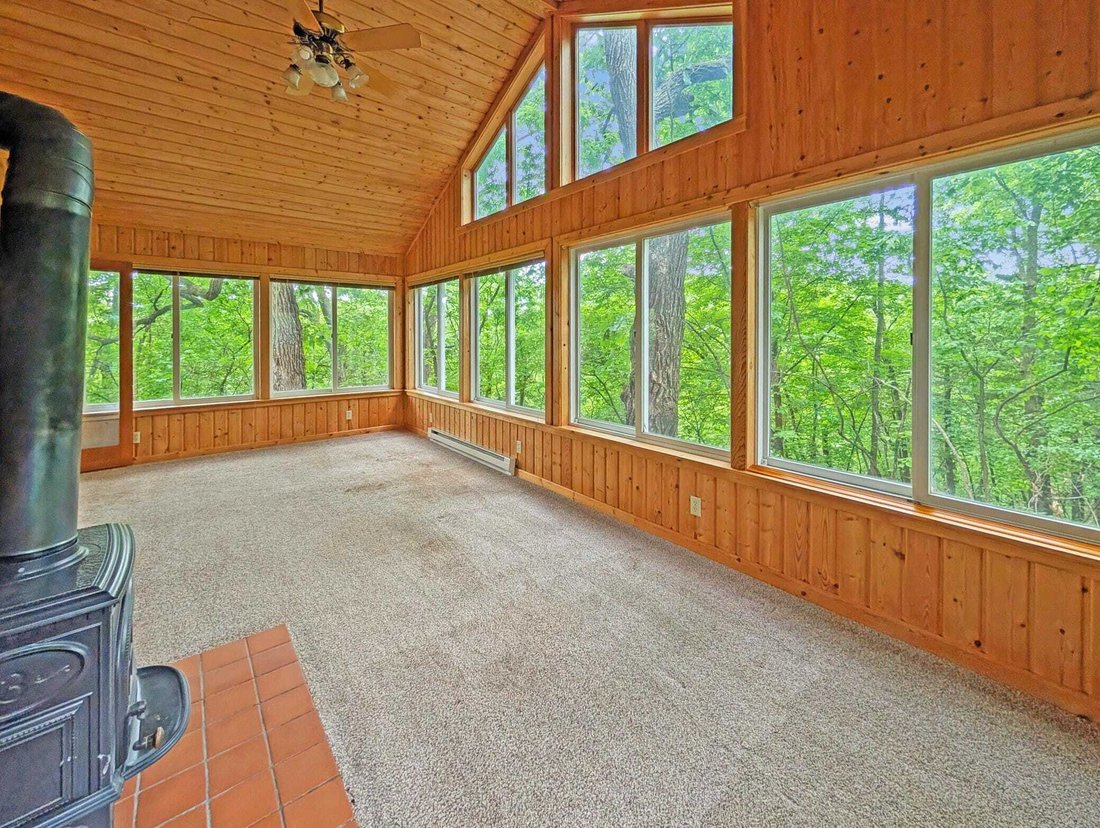 House in Carver, Minnesota, United States 5 - 18564047