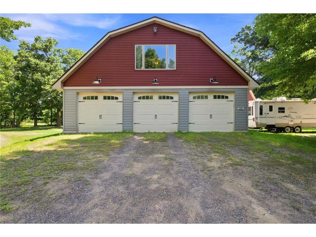 House in Stacy, Minnesota, United States 2 - 18558193