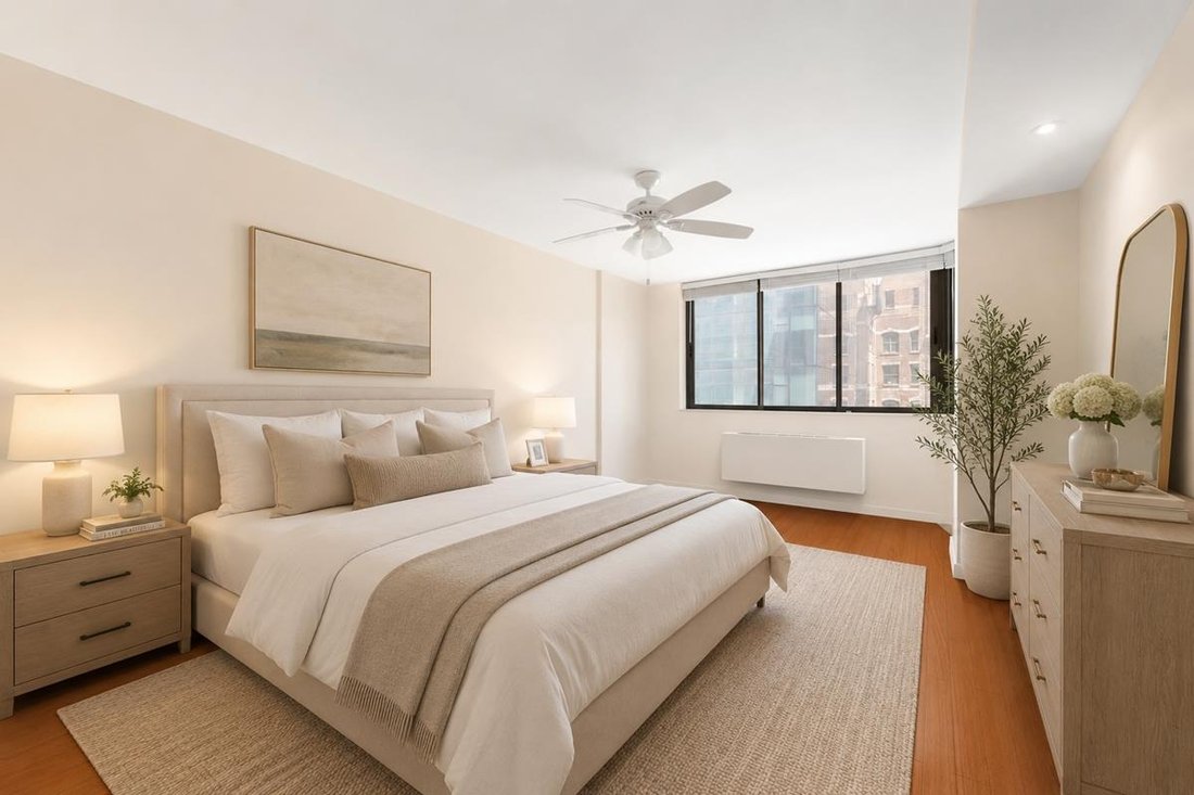 House in New York, New York, United States 4 - 18564489