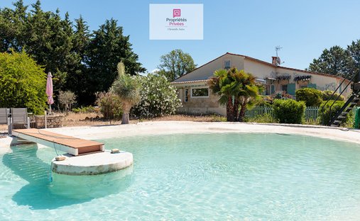 Villa in Tourrettes, Provence-Alpes-Côte d'Azur, France 1
