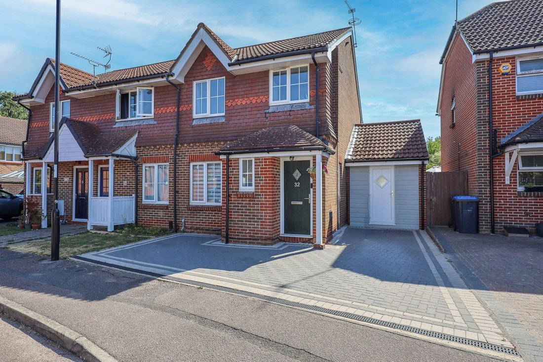 House in Burgess Hill, England 1 - 18559802