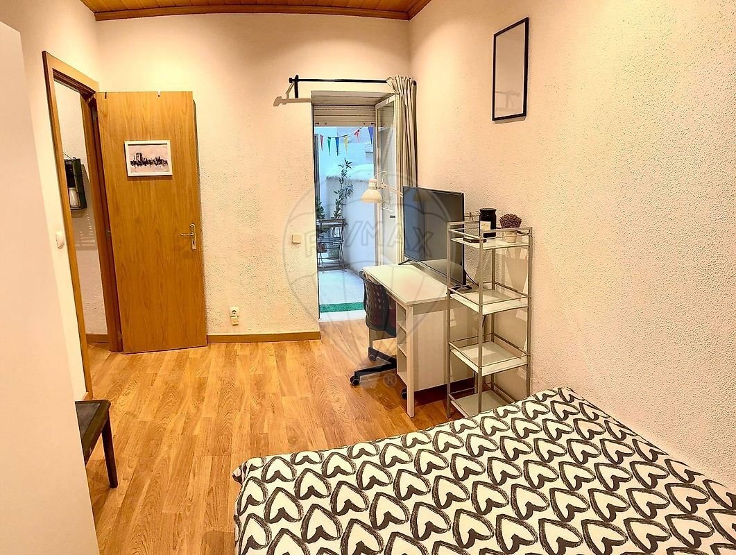 Apartment in Arroios, Lisbon, Portugal 4 - 17258768