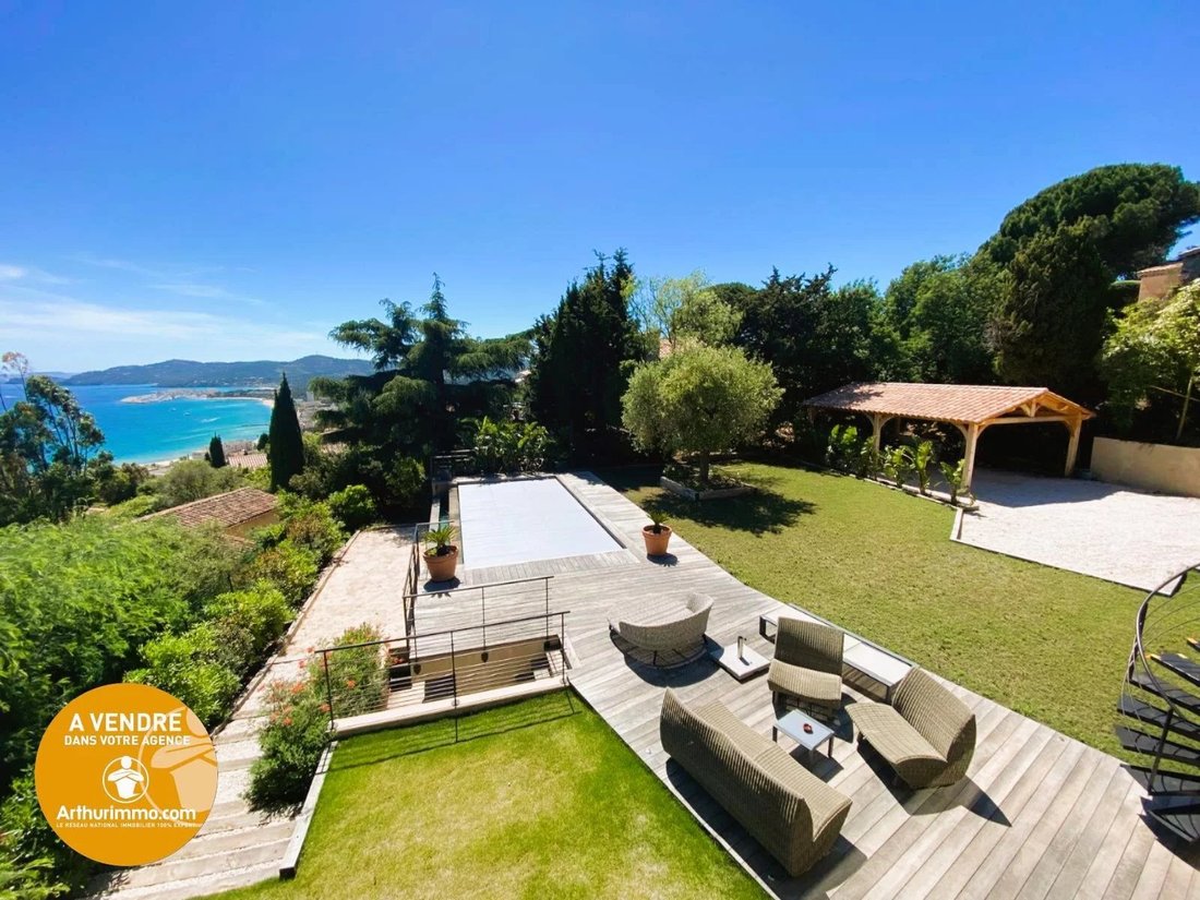 Villa in Le Lavandou, Provence-Alpes-Côte d'Azur, France 4 - 18558198