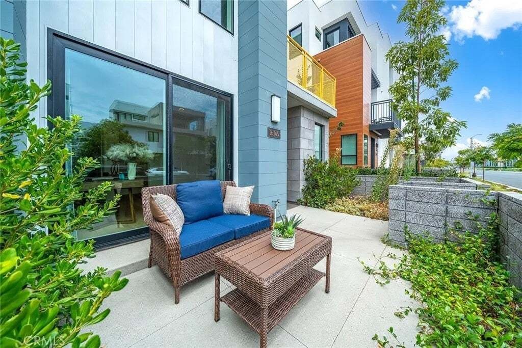 Condo in Irvine, California, United States 2 - 18559451