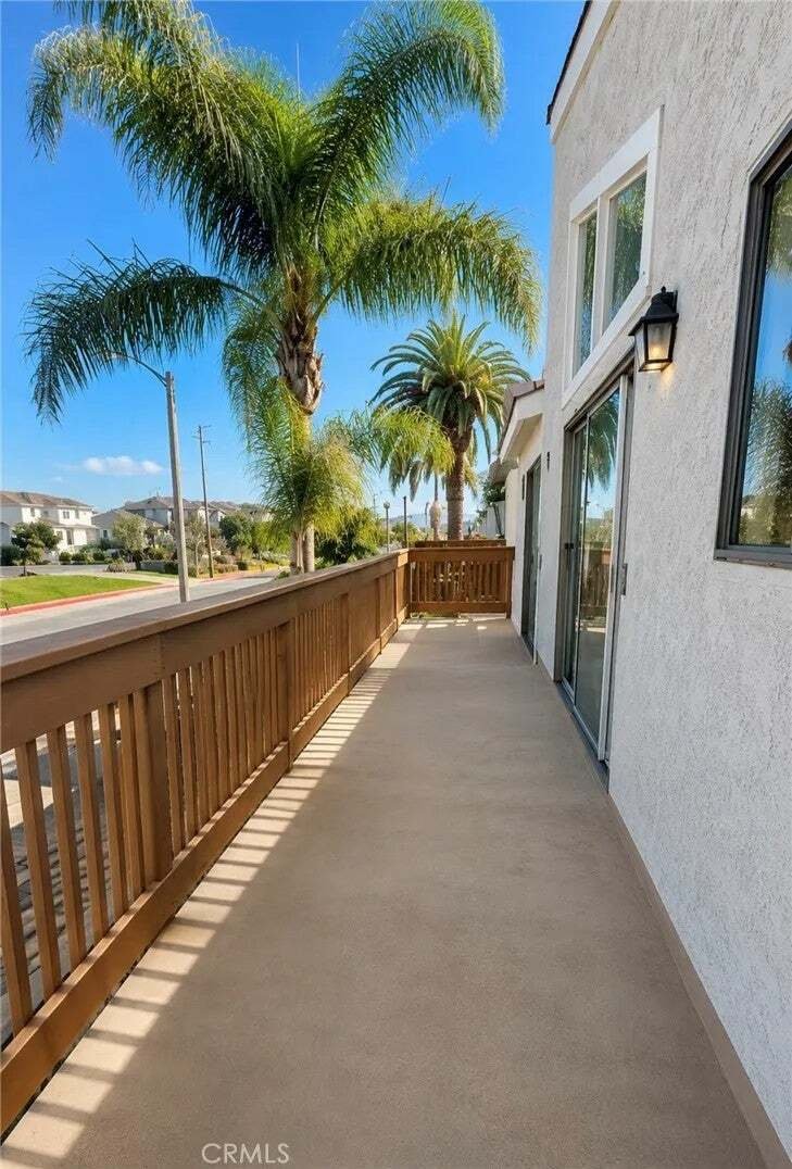 Huntington Beach, California, United States 3 - 18562517