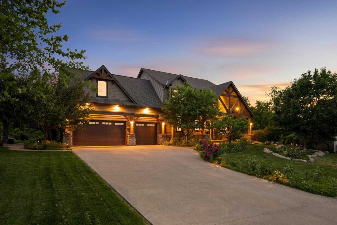 House in Burnsville, Minnesota, United States 2 - 18564609