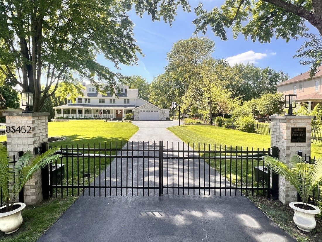 House in Bolingbrook, Illinois, United States 2 - 18564144