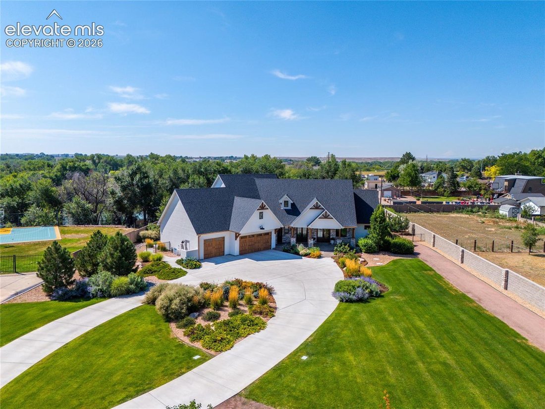 House in Pueblo, Colorado, United States 2 - 18562595