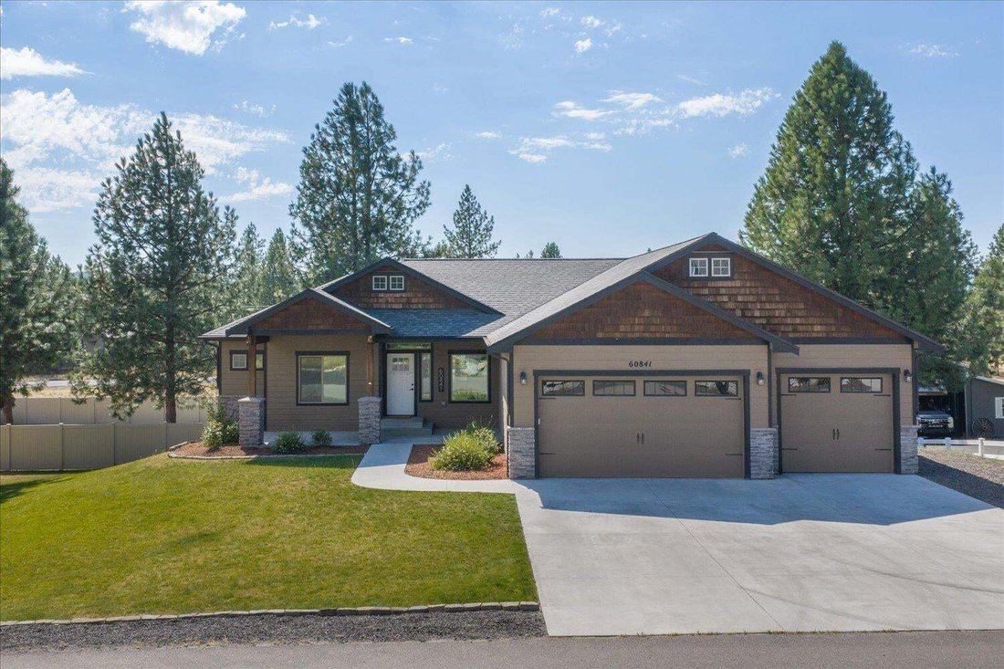 House in Nine Mile Falls, Washington, United States 1 - 18558312