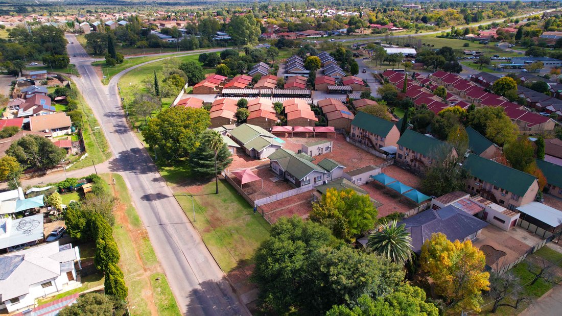 House in Potchefstroom, North West, South Africa 2 - 18560286