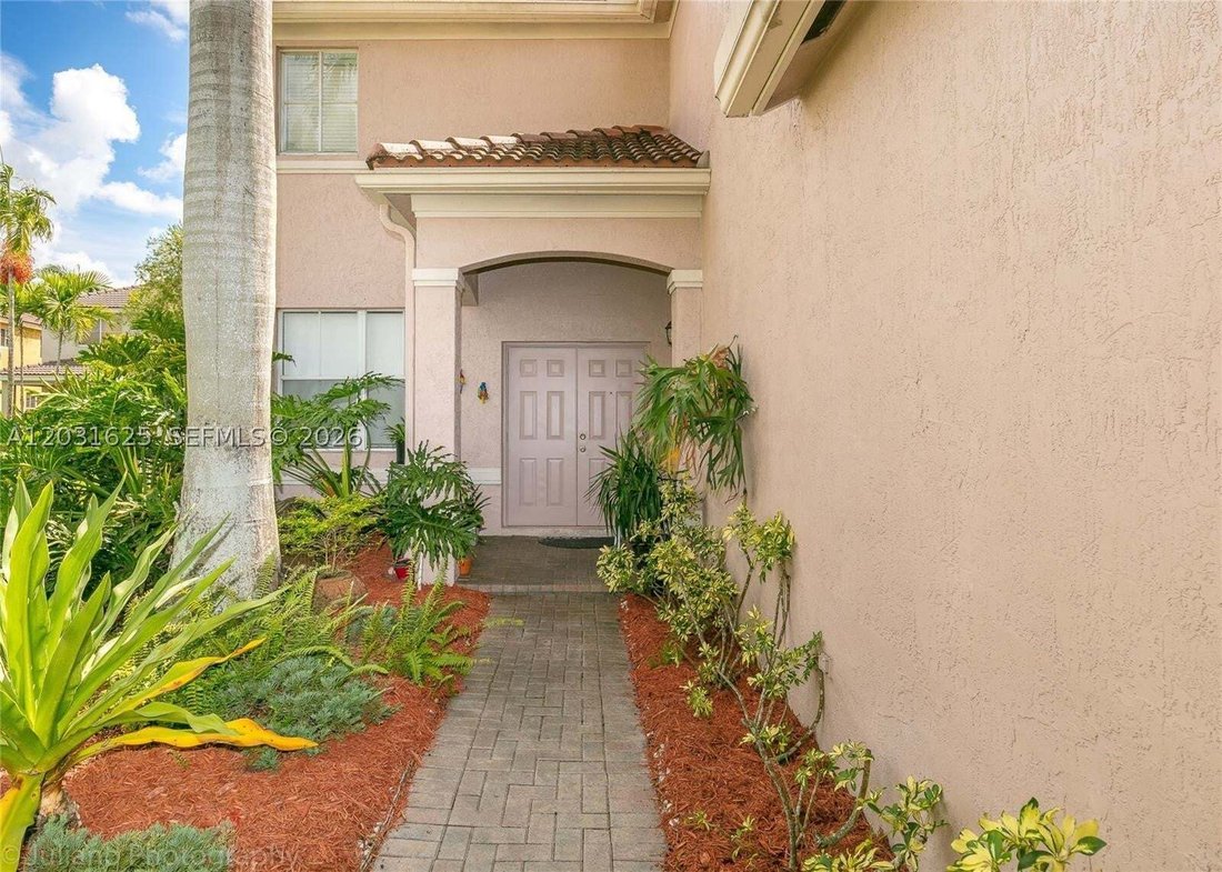 House in Weston, Florida, United States 2 - 18091557