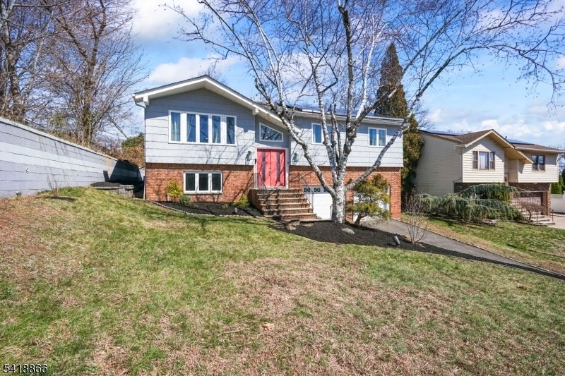House in Clifton, New Jersey, United States 2 - 18558910