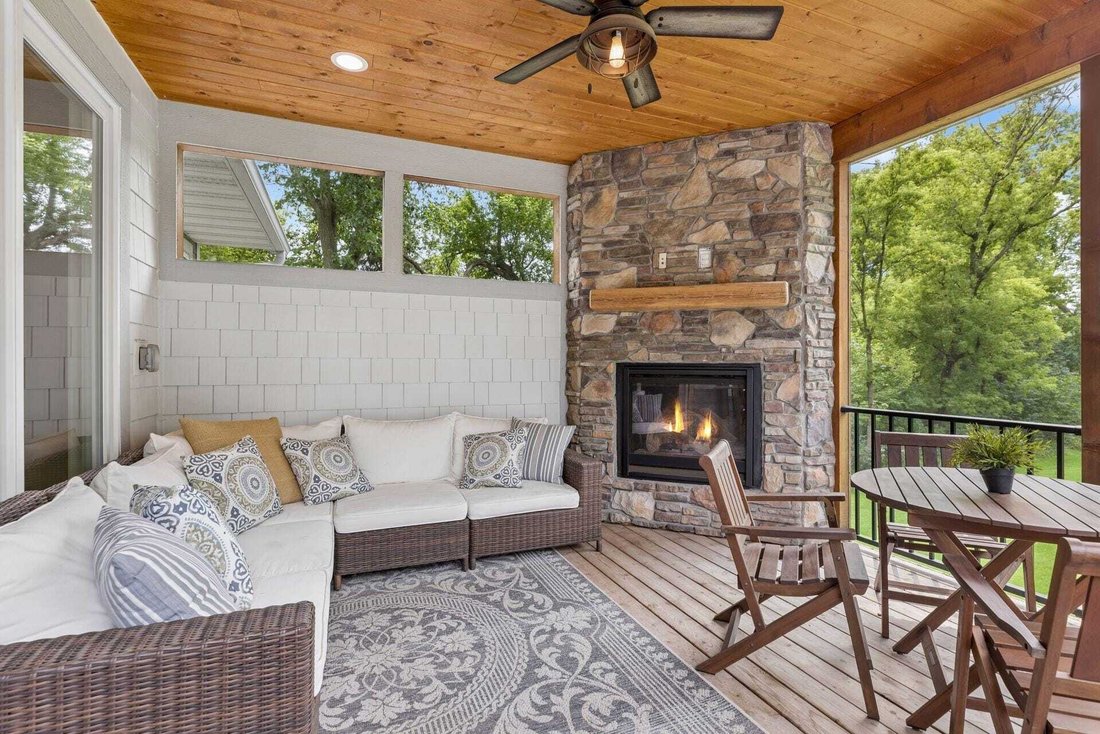 House in Minnetonka, Minnesota, United States 4 - 18564623