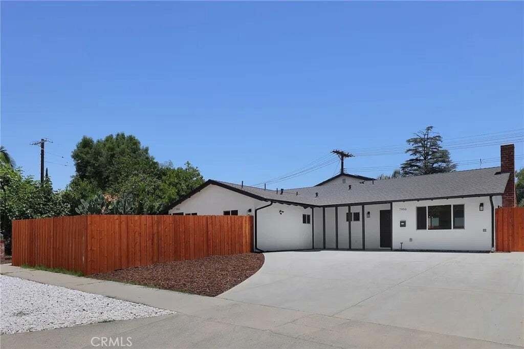 House in West Hills, California, United States 1 - 18559222