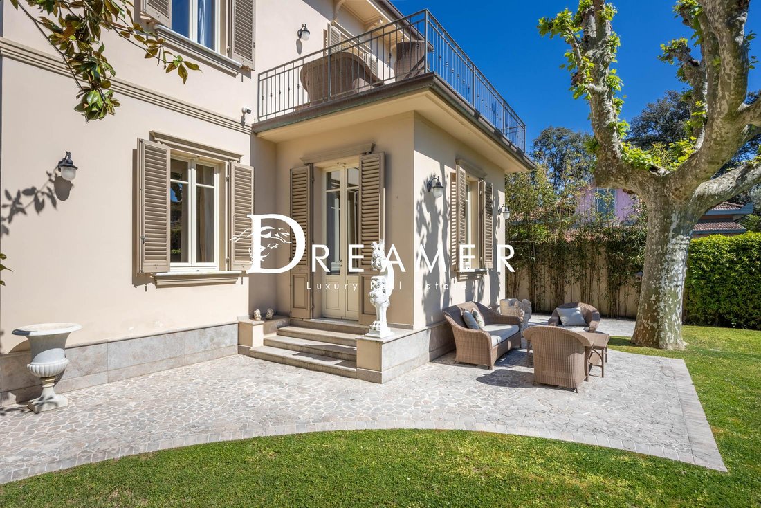 Villa in Center, Forte dei Marmi, Tuscany 2 - 18538340