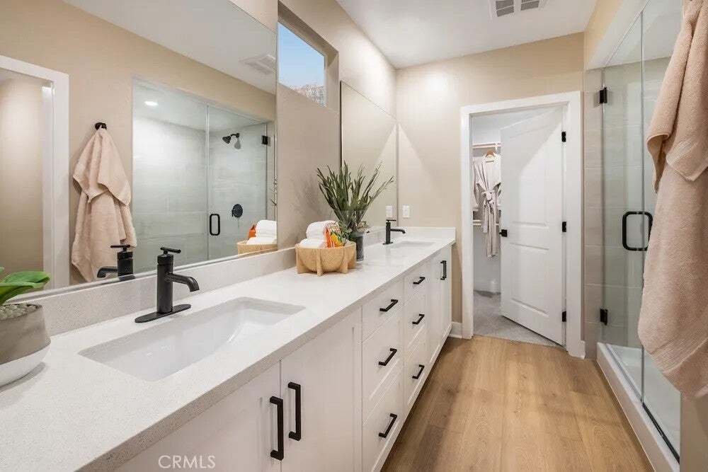 Condo in Orange, California, United States 5 - 18493538