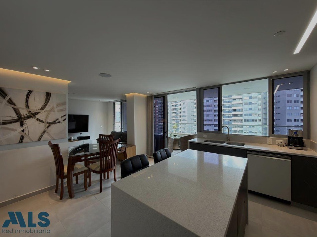 Apartment in Envigado, Antioquia, Colombia 5 - 18559652