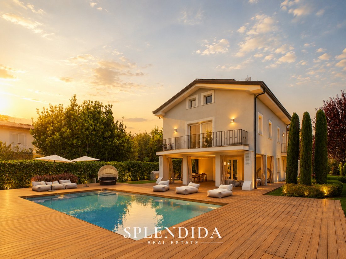 Villa in Caranna-Vaiana, Forte dei Marmi, Toskana 1 - 18561641