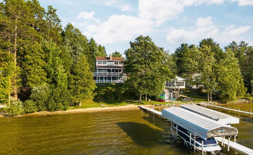 House in Fife Lake, Michigan, United States 1