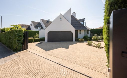 Villa in Knokke-Heist, Flanders, Belgium 1