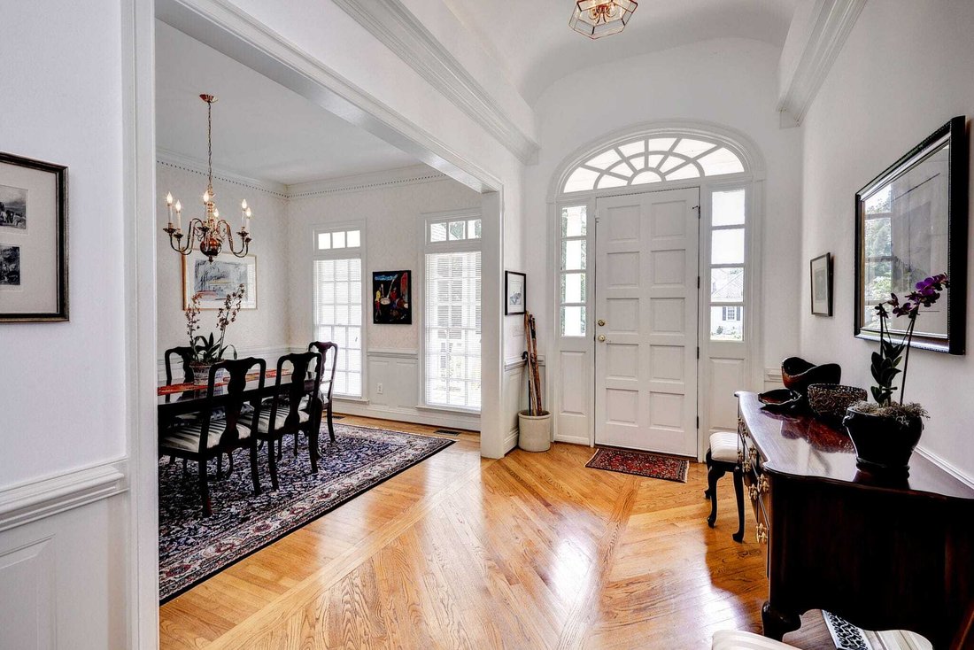 Maison à Williamsburg, Virginie, États-Unis 4 - 18558451