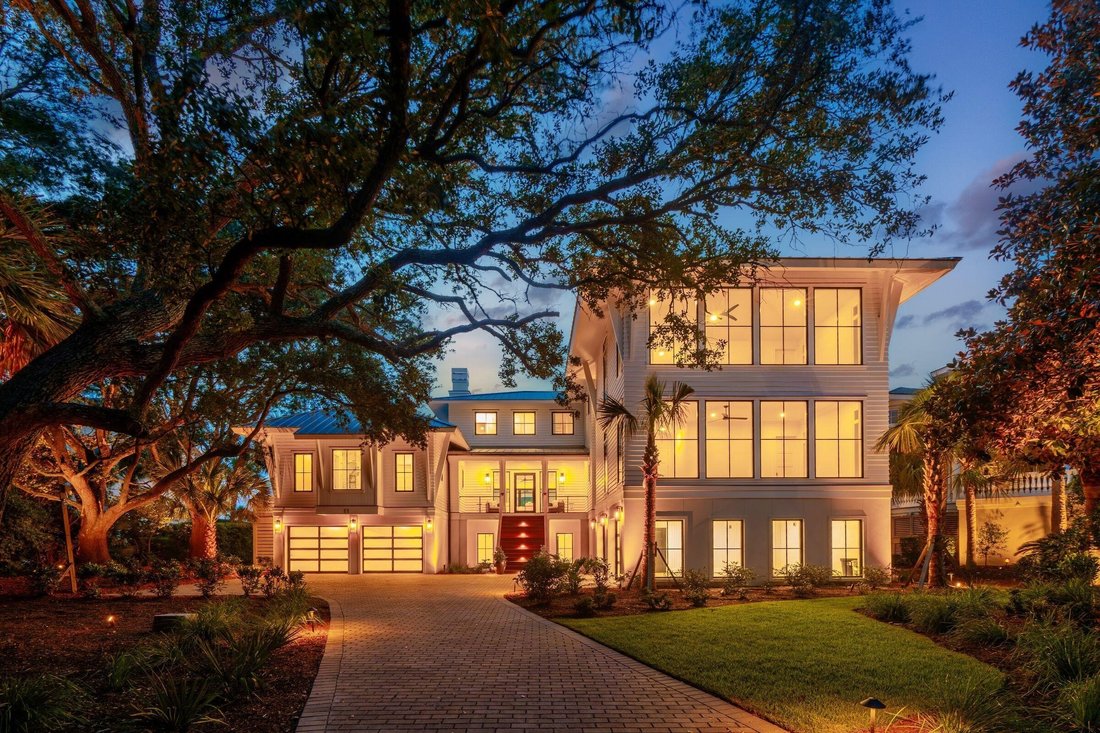 House in Isle of Palms, South Carolina, United States 2 - 15586873