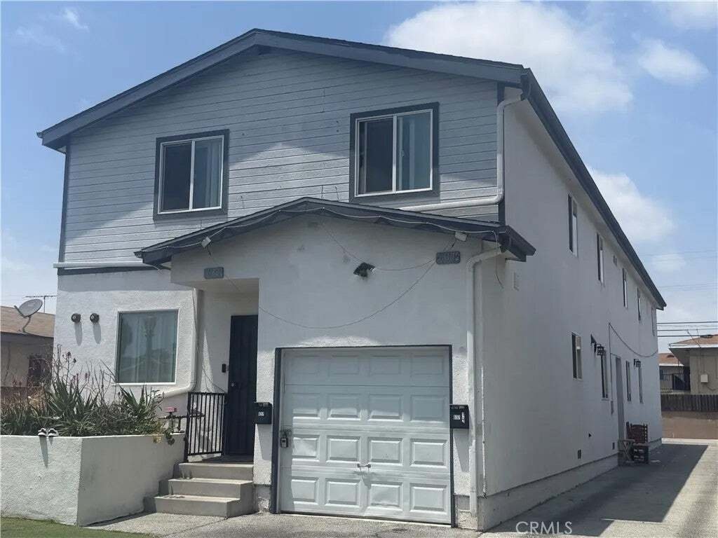 Los Angeles, California, United States 5 - 18562519