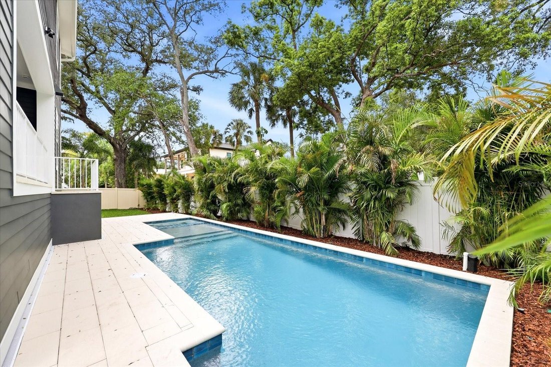 House in Tampa, Florida, United States 4 - 18131813