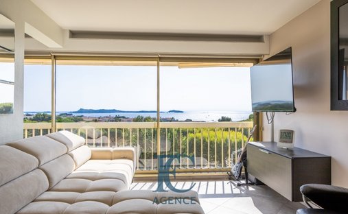 Appartamento a Six-Fours-les-Plages, Provenza-Alpi-Costa Azzurra, Francia 1