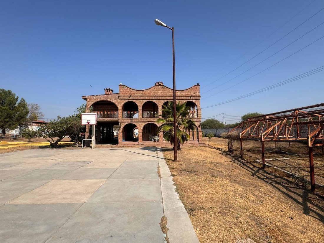 Land in El Molino Residencial, Guanajuato, Mexico 1 - 18559805