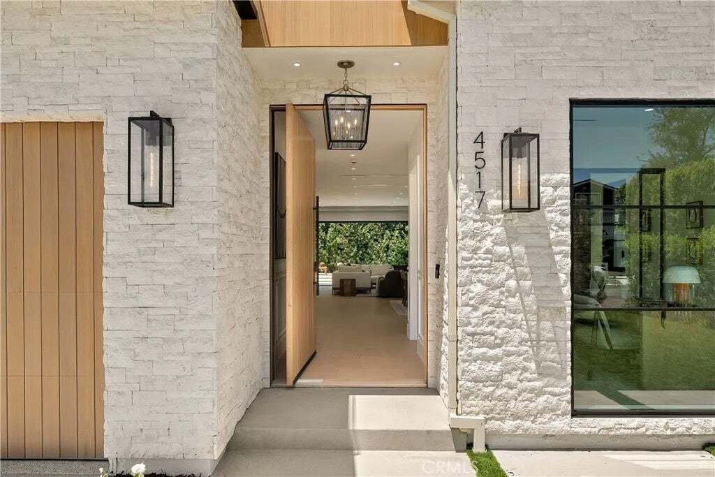 House in Los Angeles, California, United States 3 - 18559114