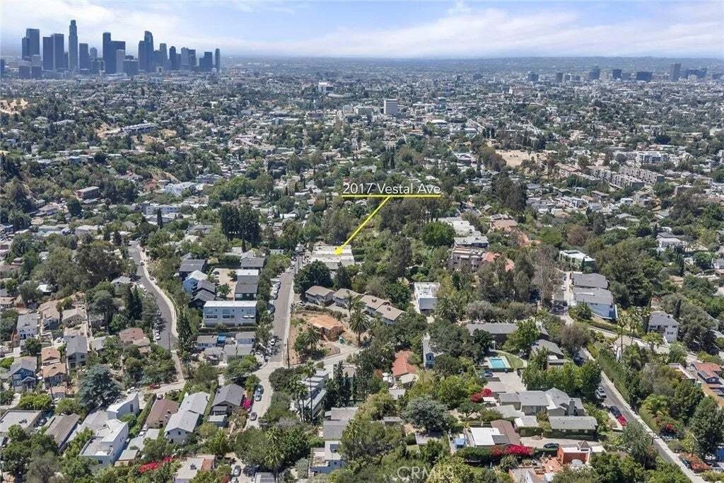 Los Angeles, California, United States 2 - 18559199