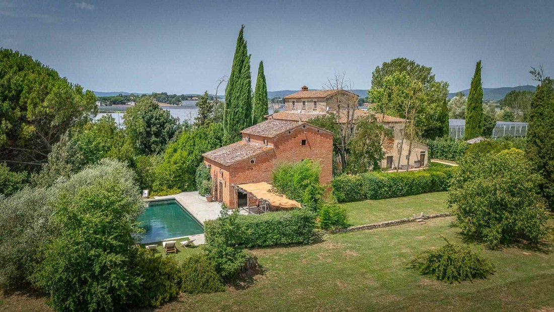 Country House in Monte San Savino, Tuscany, Italy 3 - 18563130