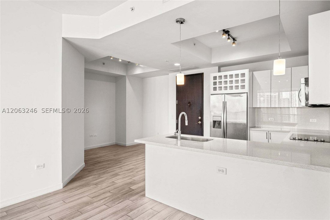 Condo in Miami, Florida, United States 5 - 18561994