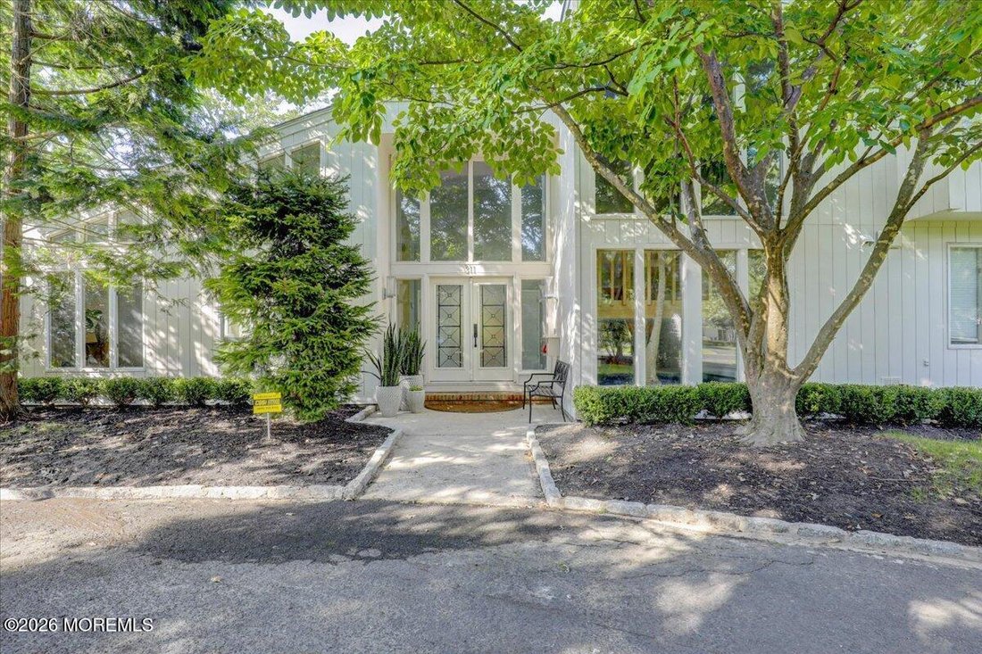 House in Oakhurst, New Jersey, United States 1 - 18561349
