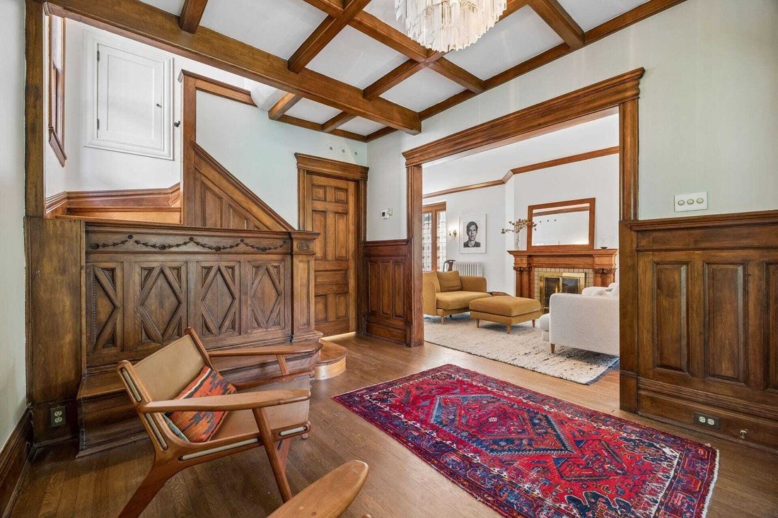 House in Minneapolis, Minnesota, United States 1 - 18564402