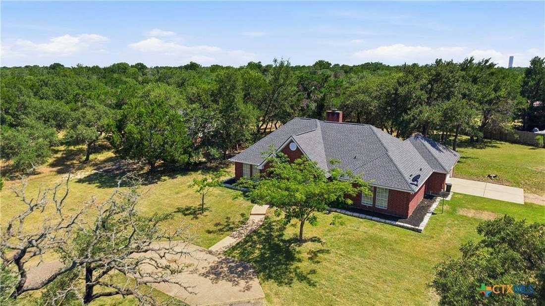House in Salado, Texas, United States 4 - 18551295