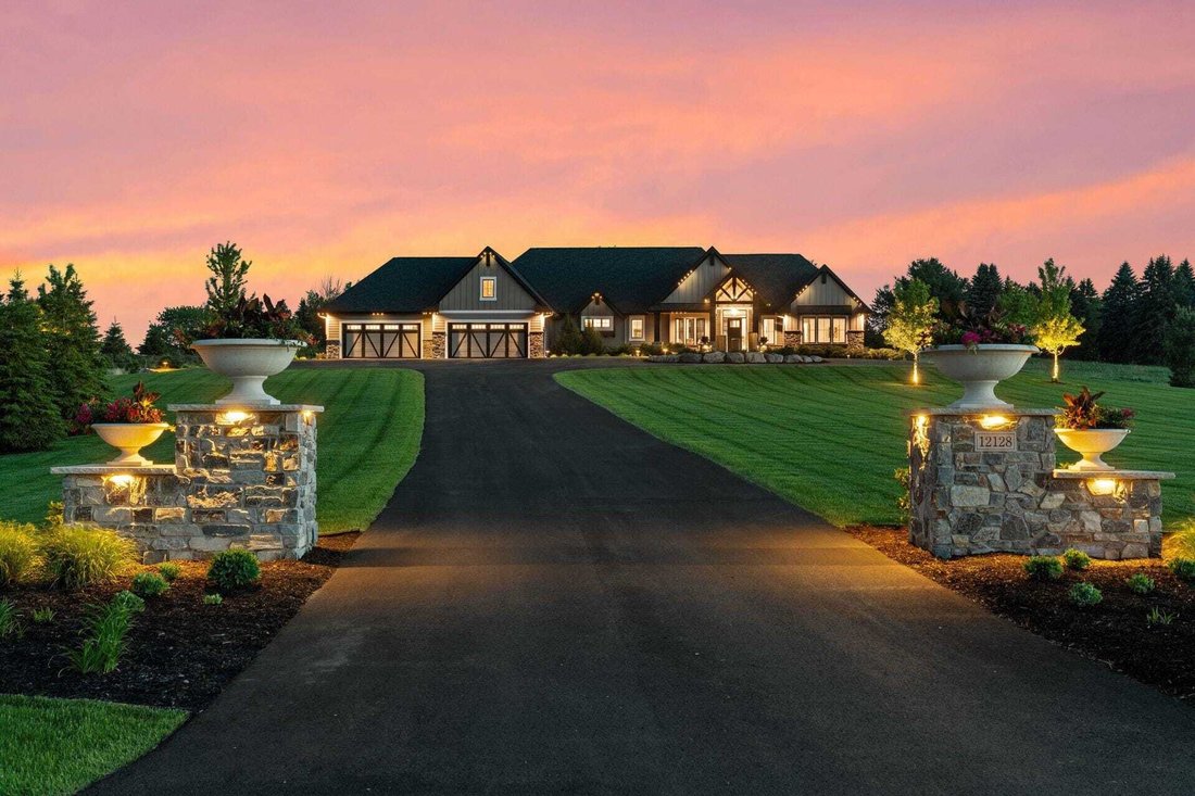 House in Centerville, Minnesota, United States 1 - 18564625