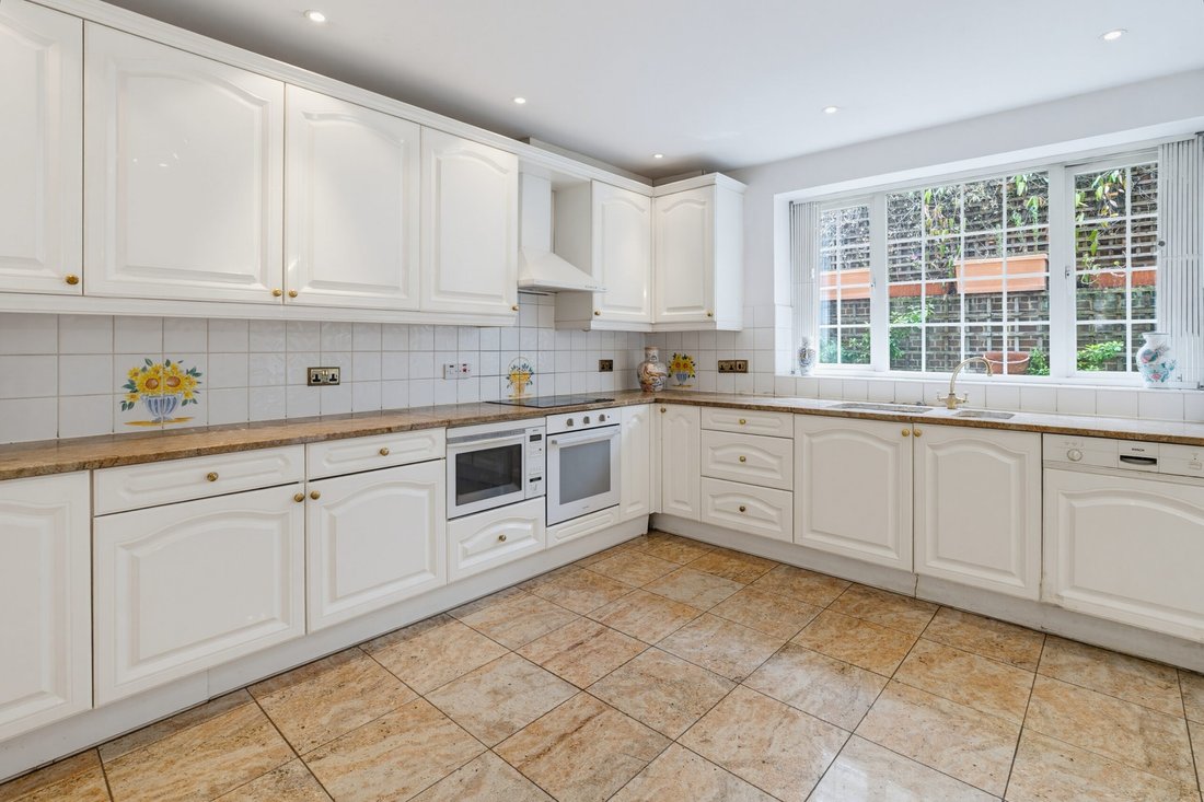Country House in Mayfair, Westminster, England 4 - 18558242