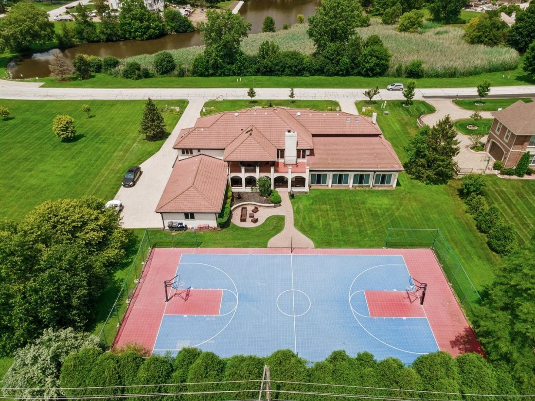 House in Orland Park, Illinois, United States 3 - 18564155