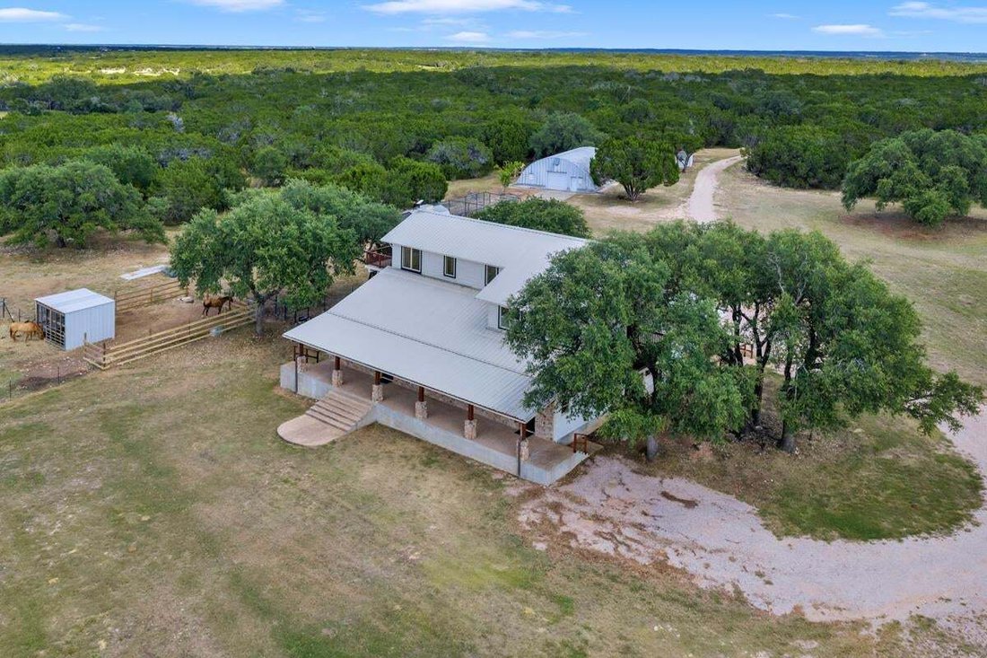 House in Burnet, Texas, United States 1 - 18340561