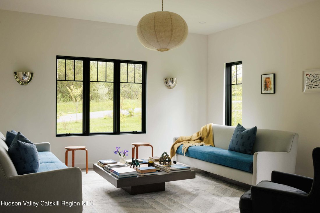 House in Germantown, New York, United States 4 - 18561621