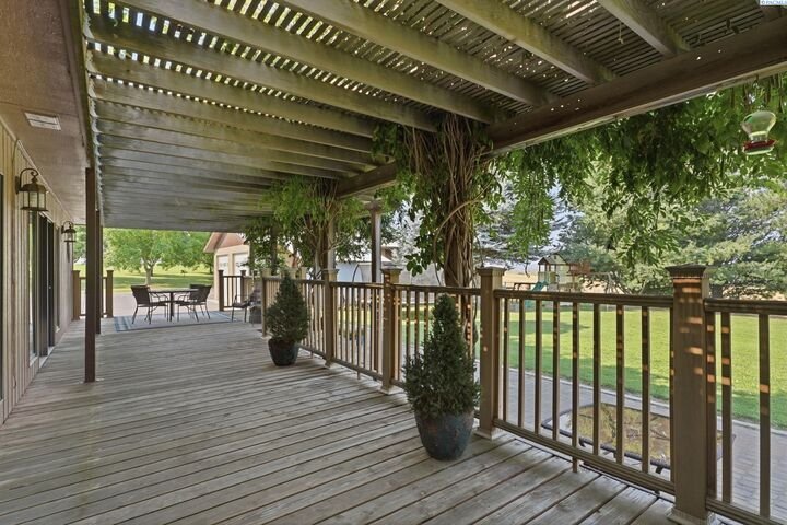 House in Pasco, Washington, United States 4 - 18564220