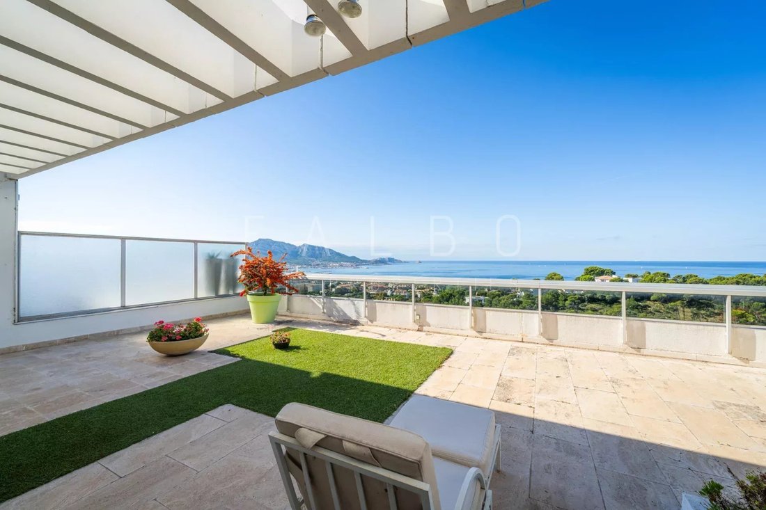 Apartment in Saint Giniez, 8e Arrondissement, Marseille 1 - 16220874