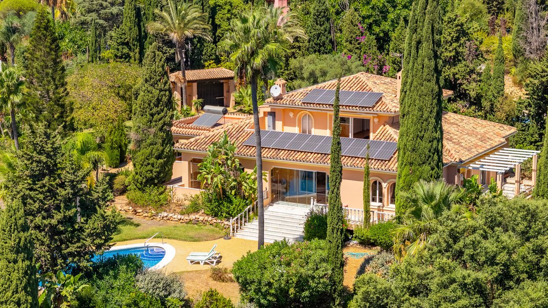 Villa in Elviria-Cabopino, Marbella, Spain 1 - 18565185