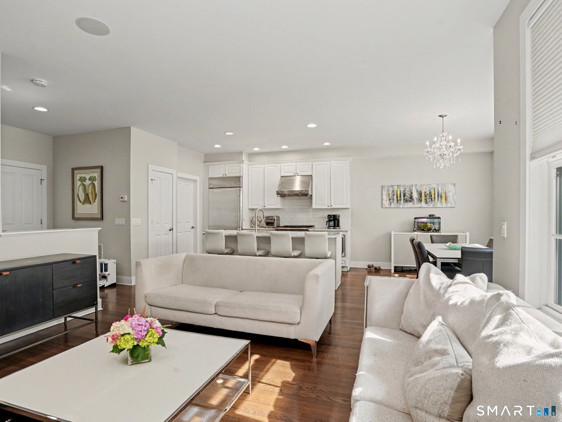 Condo in Stamford, Connecticut, United States 4 - 18564769