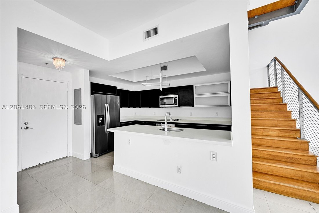 House in Miami, Florida, United States 3 - 18564094