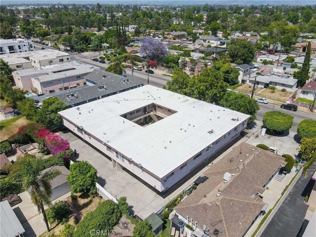 Los Angeles, California, United States 5 - 18562531